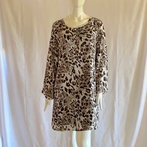 NEW***  Wild Life Print Sheer Line Dress